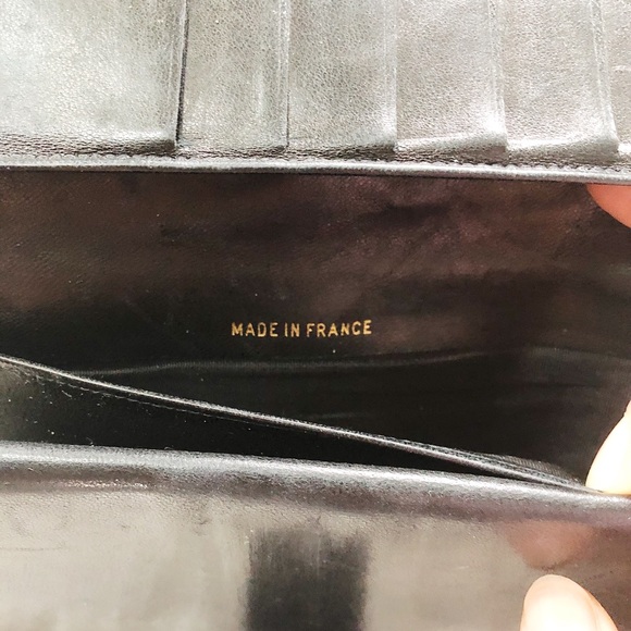 Timeless Vintage Chanel Caviar Purse Wallet - Picture 5 of 8